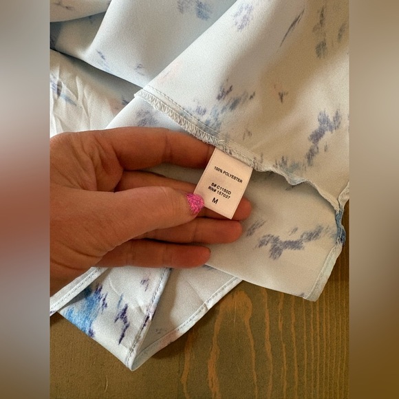 Floral V-Neck Maxi Dress Size Medium - Picture 7 of 10